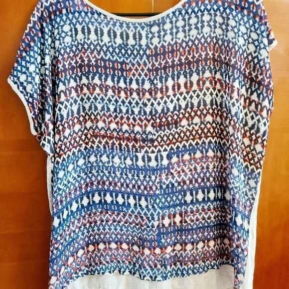 Two by Vince Camuto women's short sleeve top - Picture 2 of 10